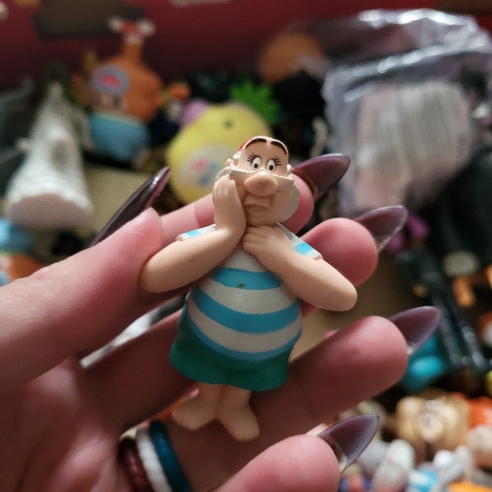 2002 McDonald's Happy Meal Toy* Peter Pan *Mr. Smee * Plastic Figure